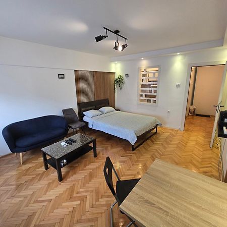 Azzurro Studio Apartment Белград Экстерьер фото